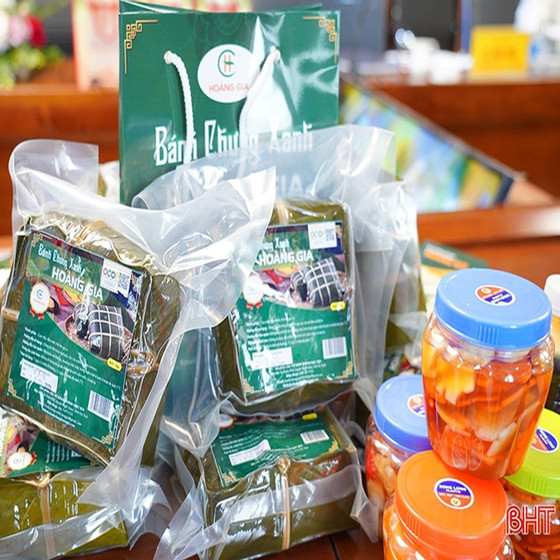 Bánh chưng xanh Hoàng Gia