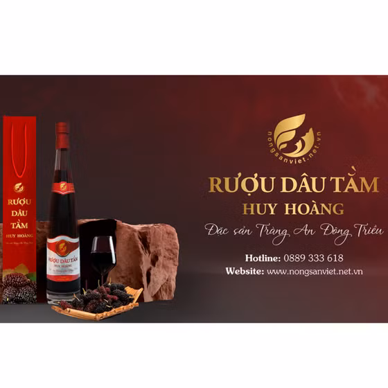 Rượu dâu tằm Huy Hoàng