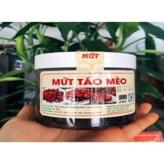 Mứt táo mèo