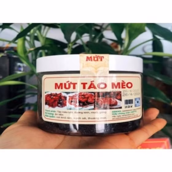 Mứt táo mèo