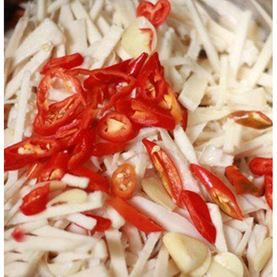 Măng dầm tỏi ớt