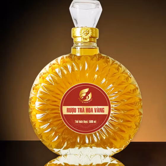 Rượu trà hoa vàng Huy Hoàng 