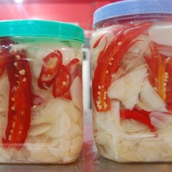 Măng dầm tỏi ớt