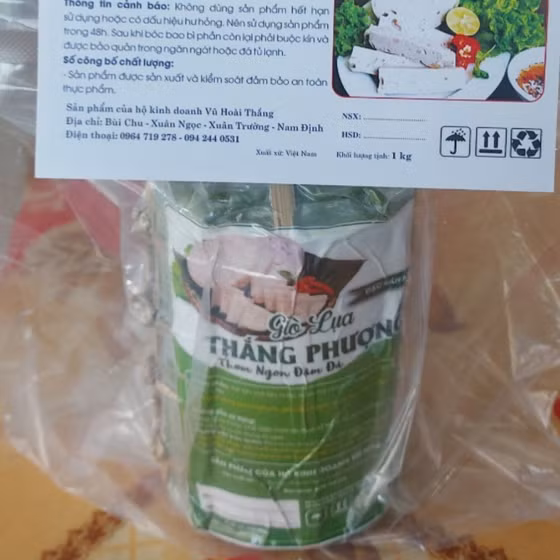 Giò lụa Thắng Phượng