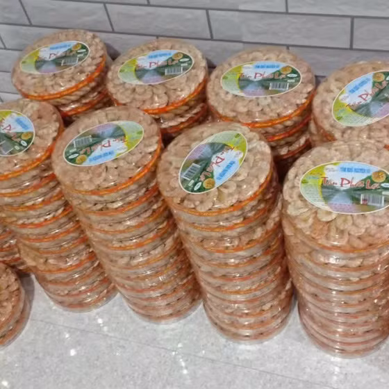 Tôm khô nguyên vỏ