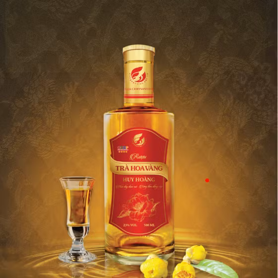 Rượu trà hoa vàng Huy Hoàng 