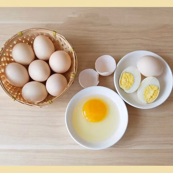 Trứng gà ác Hòa Bắc