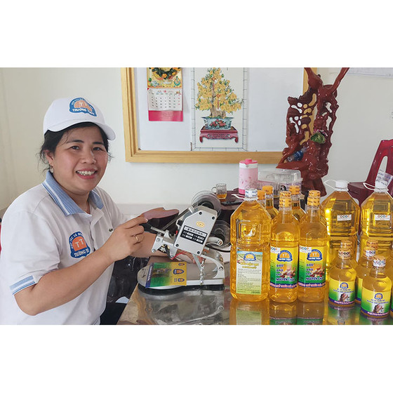 Dầu lạc Trường Thủy