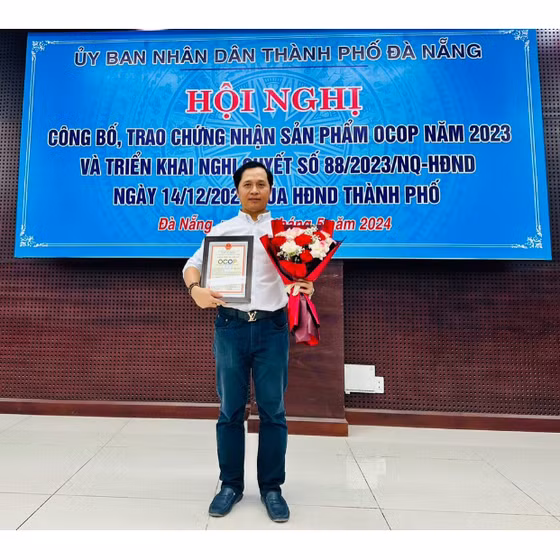 Đông trùng hạ thảo nguyên con Núi Son