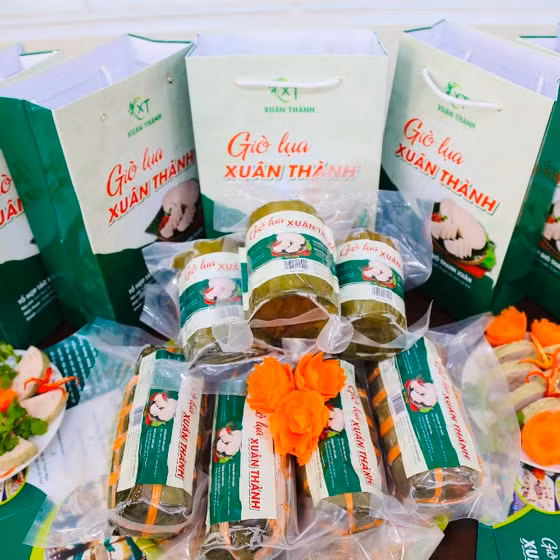 Giò lụa Xuân Thành