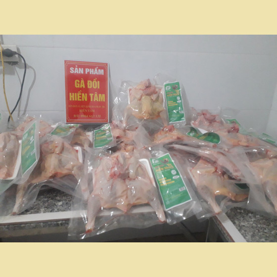Thịt gà đồi Hiền Tâm