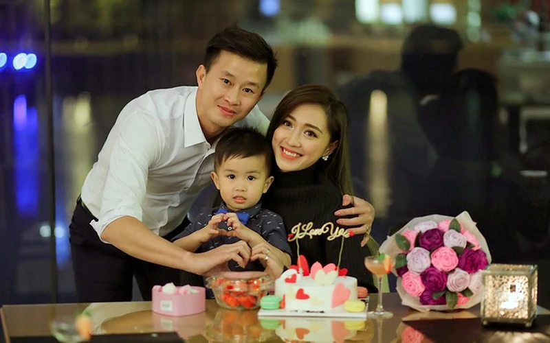Sau những bất đồng, cả hai lại thấu hiểu nhau hơn, cùng nhau vượt qua những chênh vênh.