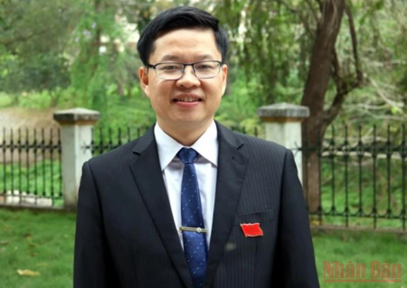 Phó Chủ tịch Thường trực UBND tỉnh Bắc Kạn Đinh Quang Tuyên. 