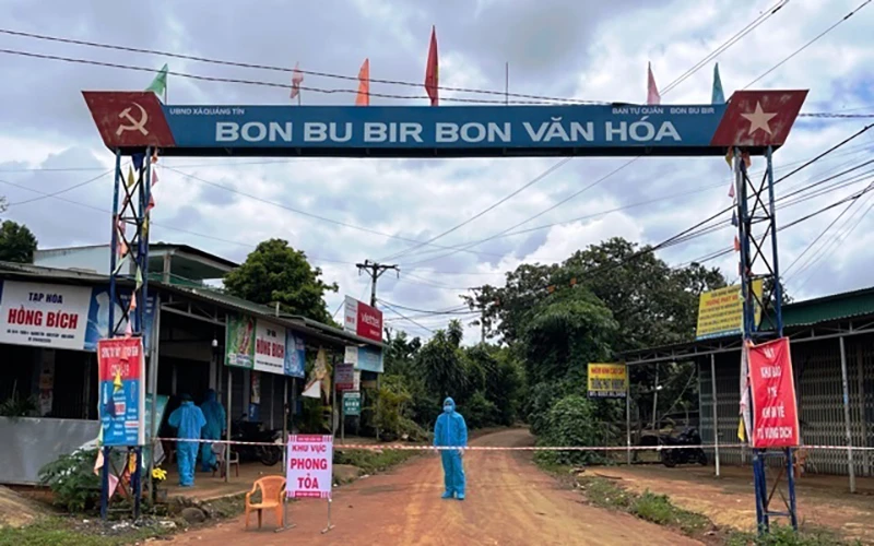 Một số khu vực trên địa bàn huyện Đắk R’Lấp tiếp tục phong tỏa để phòng, chống dịch bệnh Covid-19.