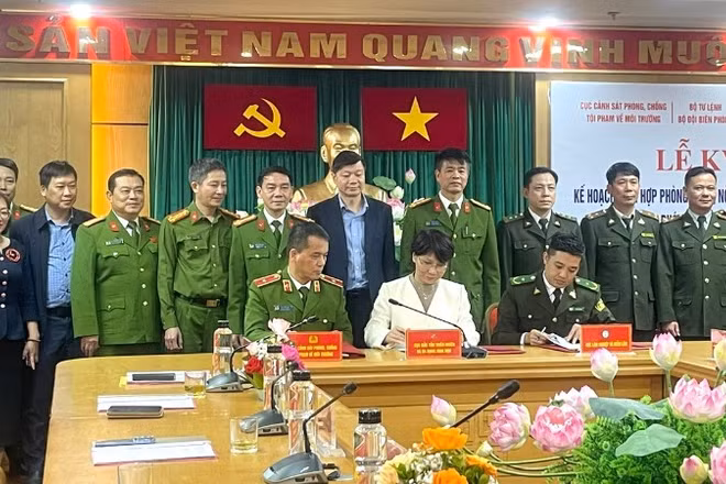 Lễ ký kết Kế hoạch phối hợp trong phòng, chống tội phạm và vi phạm pháp luật về đa dạng sinh học giai đoạn 2025-2030.