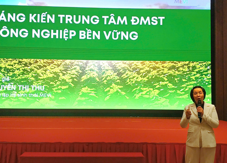 Fru Nguyen Thi Thu, generaldirektör för MEVI, presenterade vid seminariet. gen-h-z7325301828442-baac8984d47de46da9e752f6abc9914b.jpg