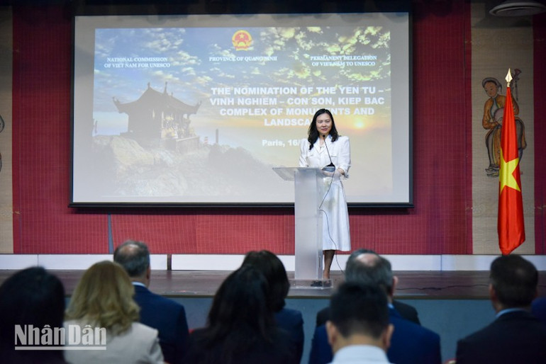 Đại sứ Nguyễn Thị Vân Anh cho biết: Đây là dịp để chia sẻ với các vị khách quốc tế về đất nước, con người, lịch sử, văn hóa, đời sống tâm linh, triết lý và di sản sống của Việt Nam. (Ảnh: MINH DUY) quang-ba-con-son-kiep-bac-unesco-duy-1.jpg