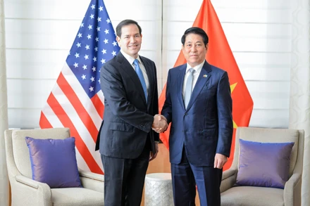 Chủ tịch nước Lương Cường tiếp Ngoại trưởng Hoa Kỳ Marco Rubio. (Ảnh XUÂN KỲ)