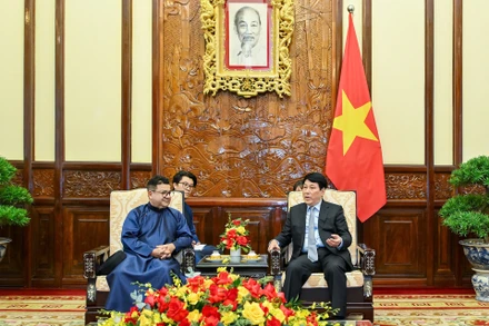 Chủ tịch nước Lương Cường tiếp Đại sứ Chile đến chào từ biệt.