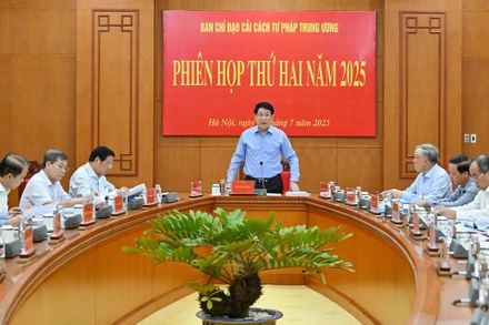 Chủ tịch nước Lương Cường chủ trì họp Ban chỉ đạo Cải cách tư pháp Trung ương. (Ảnh: THỦY NGUYÊN)