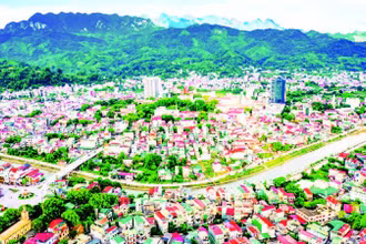 Một góc tỉnh Cao Bằng hôm nay. (Ảnh: THẾ VĨNH)