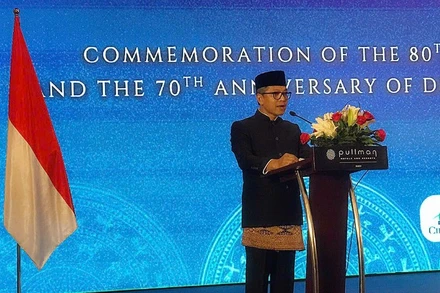 Đại sứ đặc mệnh toàn quyền nước Cộng hòa Indonesia tại Việt Nam Denny Abdi phát biểu tại Lễ kỷ niệm. (Ảnh: KHẮC KIÊN)