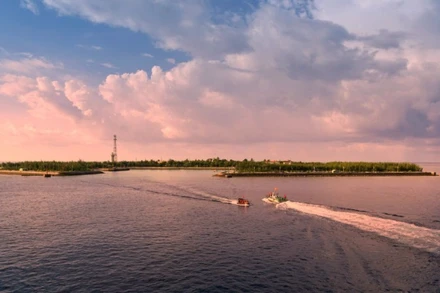 Toàn cảnh đảo Sinh Tồn.