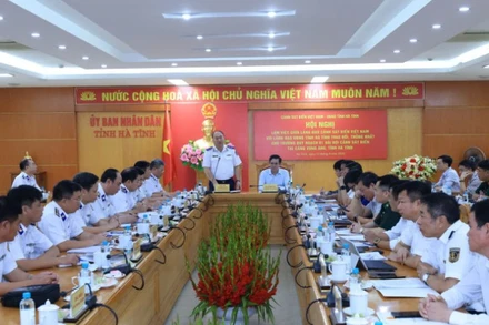 Quang cảnh buổi làm việc.