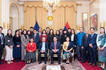 Tình đoàn kết giữa hai dân tộc, hai Đảng và hai nước Việt Nam-Lào là nền tảng vững chắc cho mọi hợp tác. (Ảnh: MINH DUY)