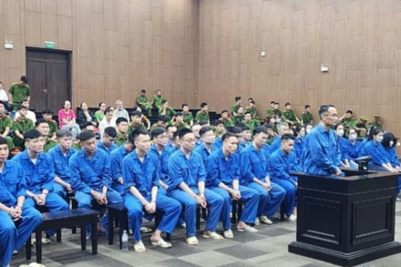 Các bị cáo tại phiên tòa.