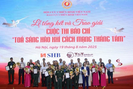 Tổng kết, trao giải Cuộc thi báo chí "Tỏa sáng hào khí Cách mạng Tháng Tám".