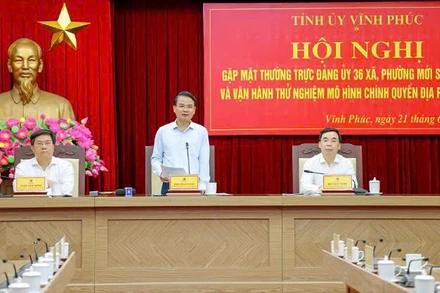 Thường trực Tỉnh ủy Vĩnh Phúc gặp mặt Thường trực Đảng ủy của 36 xã, phường mới.