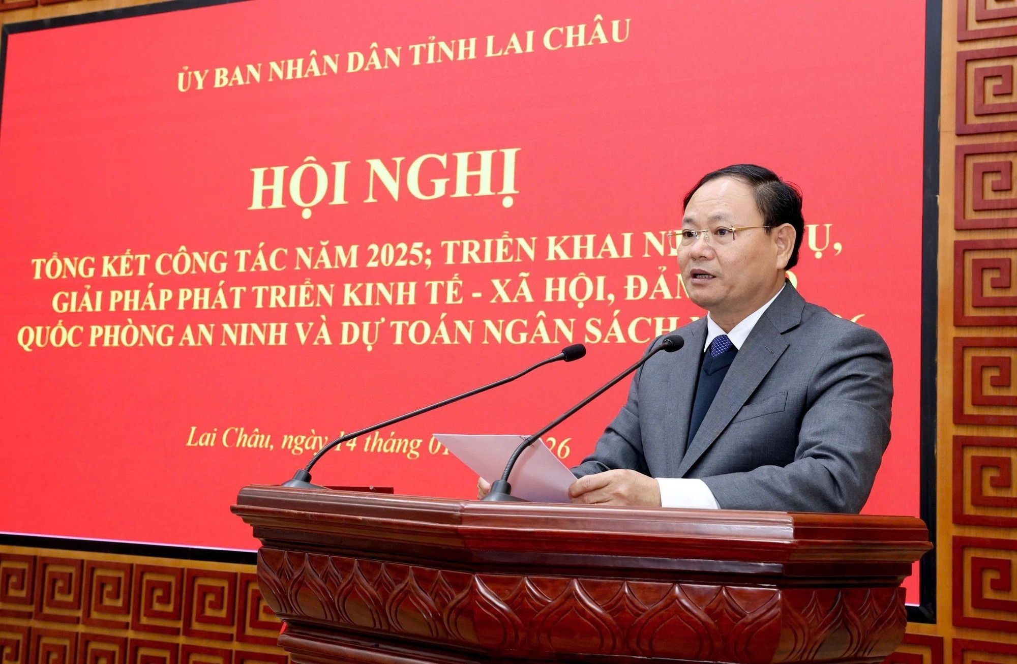 Bí thư Tỉnh ủy Lai Châu Lê Minh Ngân phát biểu tại hội nghị triển khai công tác năm 2026. (Ảnh: TTXVN phát)