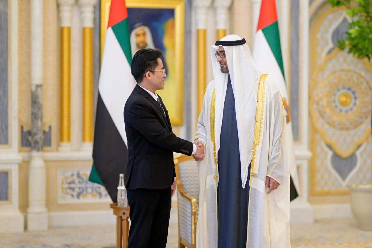 Tổng thống UAE Sheikh Mohamed bin Zayed Al Nahyan tiếp Đại sứ Nguyễn Thanh Diệp.