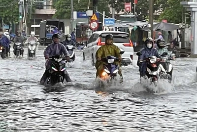 Tình hình ngập lụt tại phường Tuy Hòa, tỉnh Đắk Lắk trong sáng 28/10.
