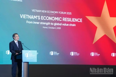 Trưởng Ban Chính sách, Chiến lược Trung ương Nguyễn Thanh Nghị phát biểu tại diễn đàn.