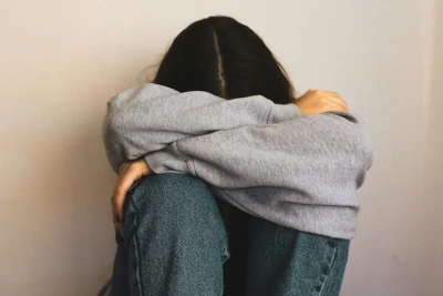 Trầm cảm và lo âu ngày càng trở thành những “kẻ đánh cắp” niềm vui tuổi thiếu niên.