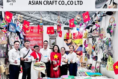 Đoàn công tác của Sở Công thương Hà Nội cùng các doanh nghiệp tham gia Tokyo International Gift Show-TGIS 2025.