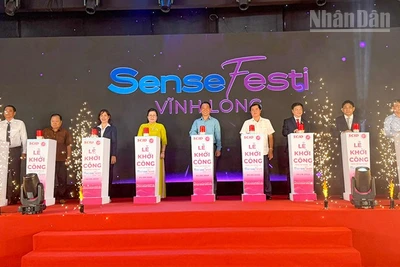 Nghi thức khởi công dự án. 