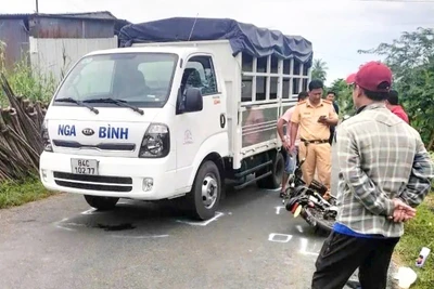 Hiện trường vụ tai nạn giao thông khiến nữ sinh tử vong. 