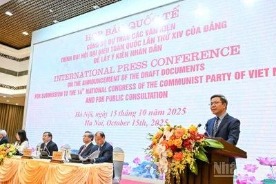 Quang cảnh buổi Họp báo quốc tế. 