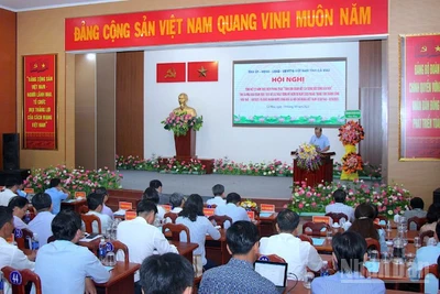 Quang cảnh hội nghị tổng kết Phong trào “Toàn dân đoàn kết xây dựng đời sống văn hóa” tại Cà Mau.