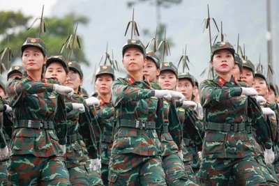 Bộ đội hợp luyện chuẩn bị cho Lễ kỷ niệm, diễu binh, diễu hành 80 năm Cách mạng tháng Tám thành công và Quốc khánh 2/9. (Ảnh: TV)