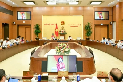 Điều chỉnh thời gian tổ chức hội nghị hiệp thương và hội nghị lấy ý kiến cử tri nơi cư trú 