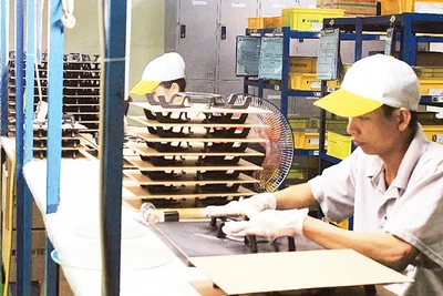 Sản xuất linh kiện cơ khí phục vụ xuất khẩu tại Công ty TNHH Kondo Việt Nam, Khu công nghiệp Hiệp Phước, Thành phố Hồ Chí Minh. (Ảnh THẾ ANH)