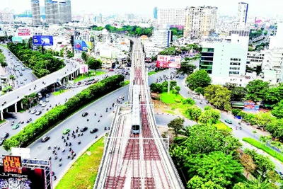 Tuyến Metro số 1 Bến Thành-Suối Tiên đưa vào vận hành nhưng chưa mang lại hiệu quả kết nối hạ tầng giao thông với thương mại-dịch vụ do chậm quy hoạch TOD dọc tuyến.