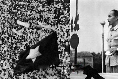 Ngày 2/9/1945, tại Quảng trường Ba Đình, Hà Nội, Chủ tịch Hồ Chí Minh đọc bản "Tuyên ngôn độc lập", khai sinh ra nước Việt Nam Dân chủ Cộng hòa. Ảnh tư liệu