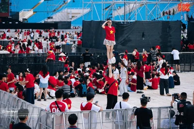 Không khí trước Chương trình "Tổ quốc trong tim".