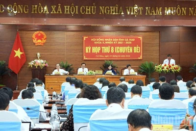 Quang cảnh Kỳ họp thứ 8 của Hội đồng nhân dân tỉnh Cà Mau khóa X, nhiệm kỳ 2021-2026.