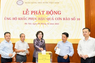 Ngân hàng Nhà nước Việt Nam phát động ủng hộ đồng bào khắc phục thiệt hại do cơn bão số 10 gây ra .